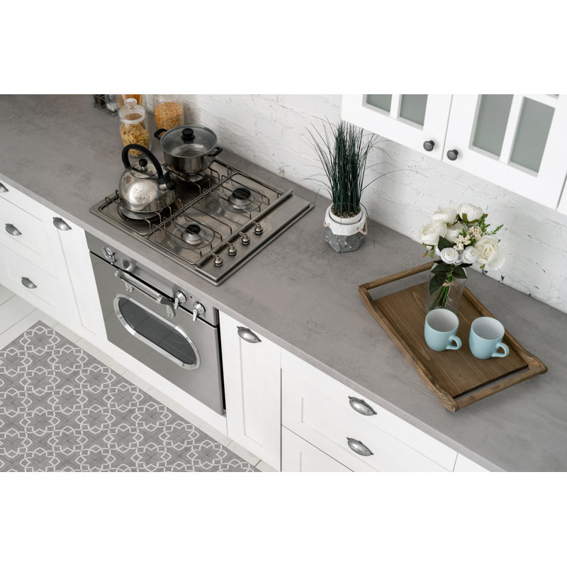 Manos Geometric Vinyl Area Mat in Gray, Runner 3' x 9'