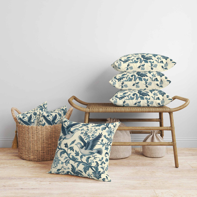 Coussin Delicate, Carré 18 po, Bleu / beige / crème