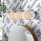 Nevan 3 - Light Dimmable Bath Bar