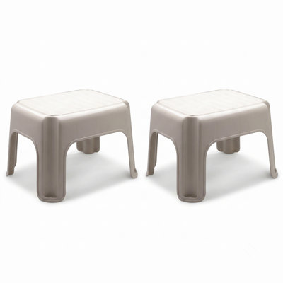Paquet de 2 escabeaux antidérapants Rubbermaid Roughneck
