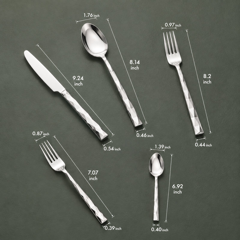 Ensemble de 60 couverts en argent 18/10