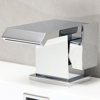  Waterfall Mono Basin Mixer with Waste