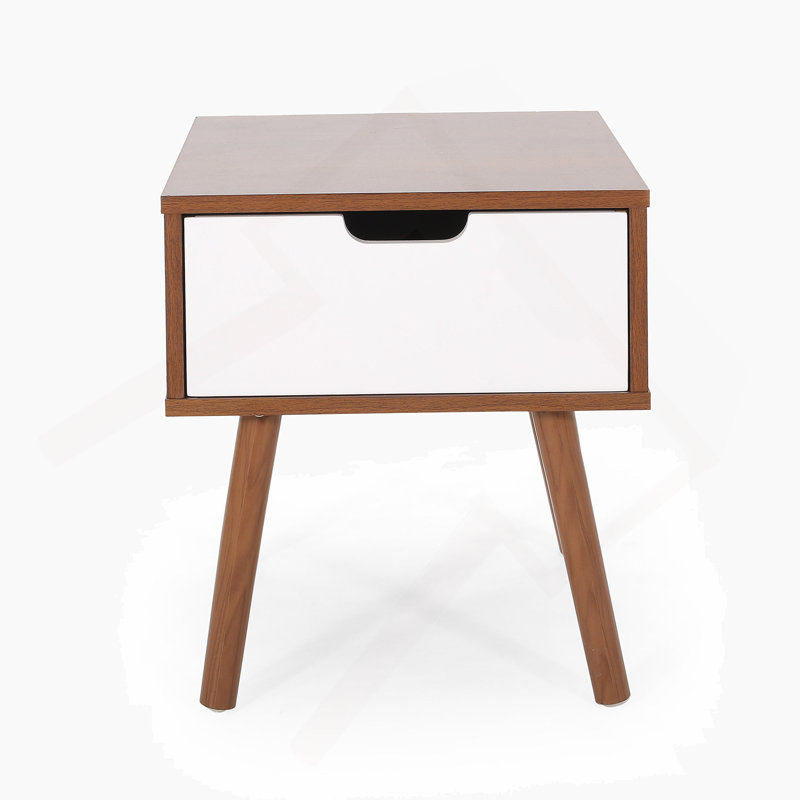 Table de bout, Noyer