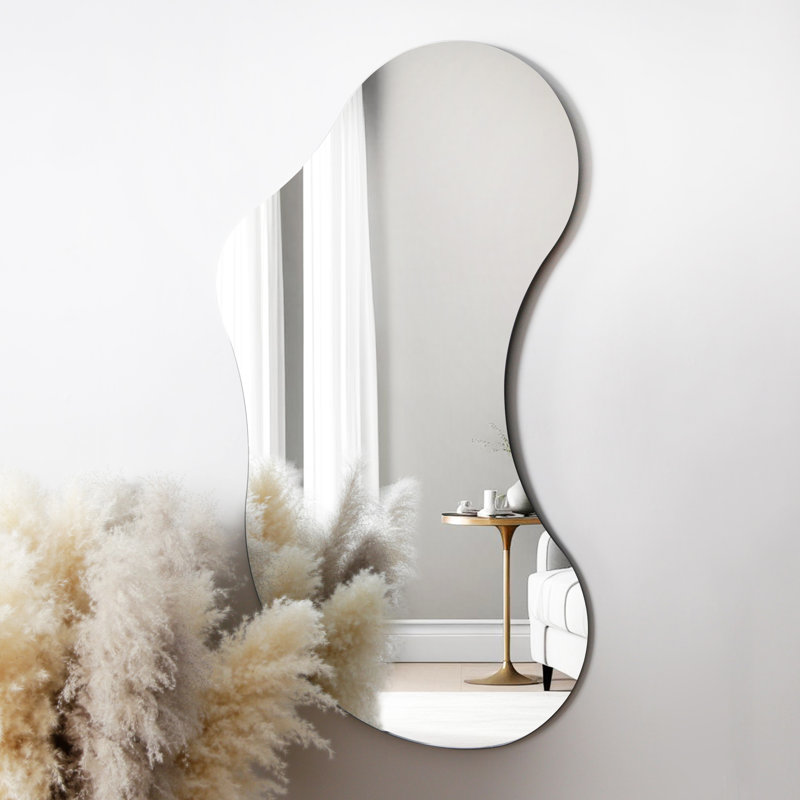 Free Form Mirror