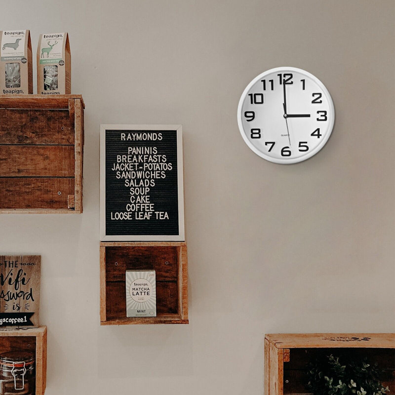 Nhieu Wall Clock, White