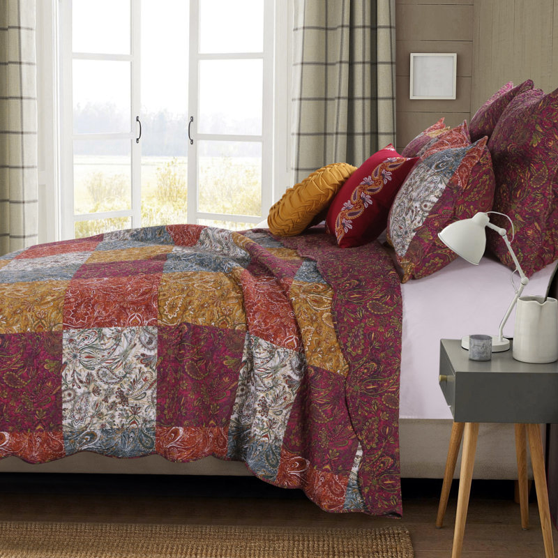 Boho-Chic Twin Reversible Cotton Quilt Set in Multicolor