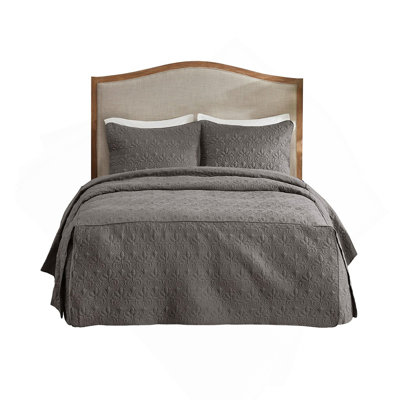 3 Piece Split Corner Quilted Bedspread Set In Dark Grey For Queen Beds, Antimicrobial And Hypoallergenic