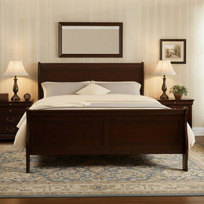 Classic Sleigh Bed with Elegant Curved Design