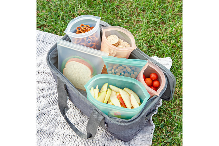 picnic bag with individual bags of food and snacks