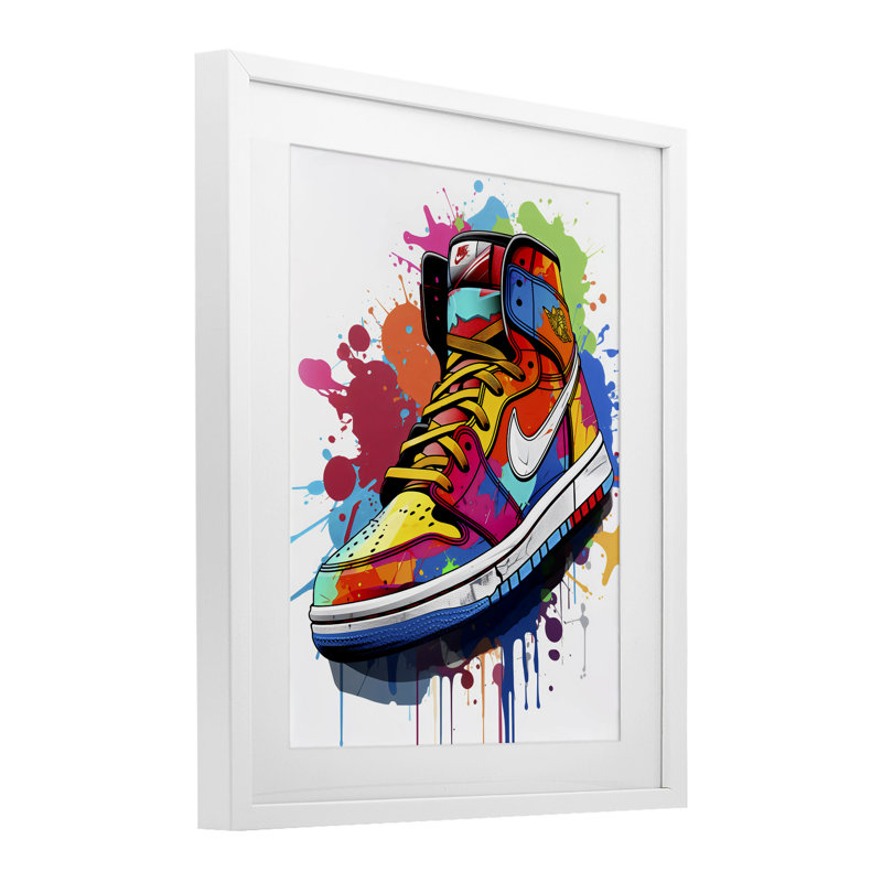 Graffiti Sneaker sur blanc, reproduction encadrée sous verre, design by Creative Studio, H 21 po x l 17 po