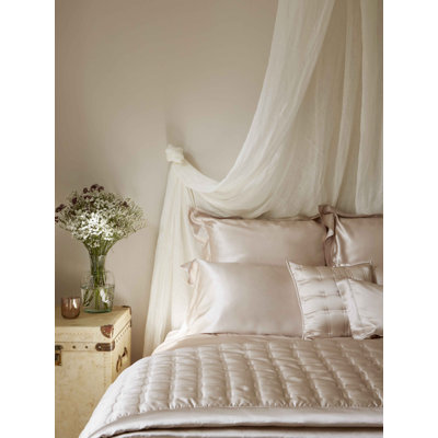 Signature Silk Fitted Sheet