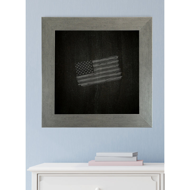 Tableau noir fixé au mur, H 24 po x l 24 po