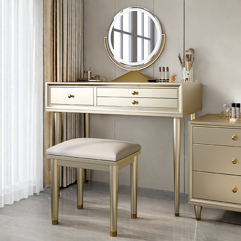 Marlyna Vanity