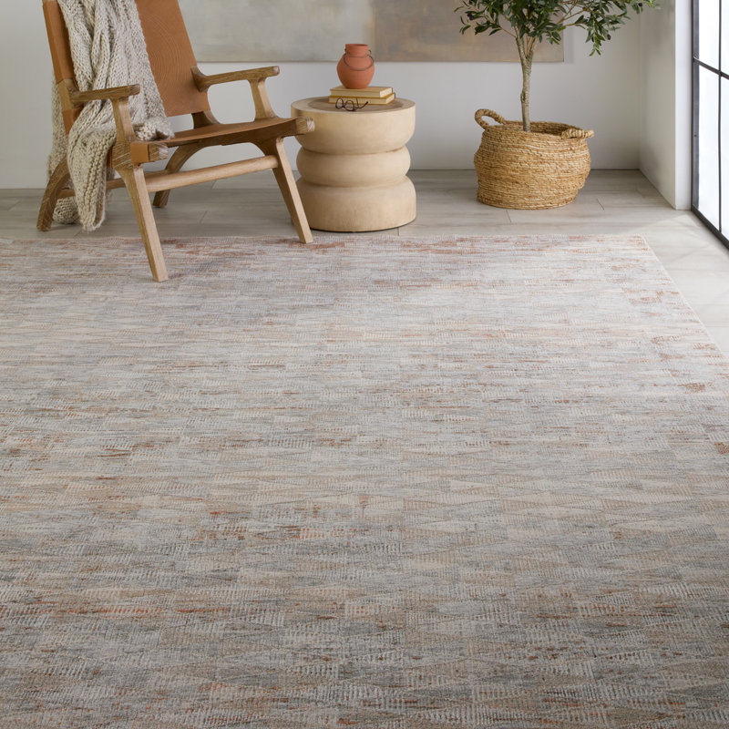 Luxurious Gray Trellis 5' x 8' Synthetic Area Rug