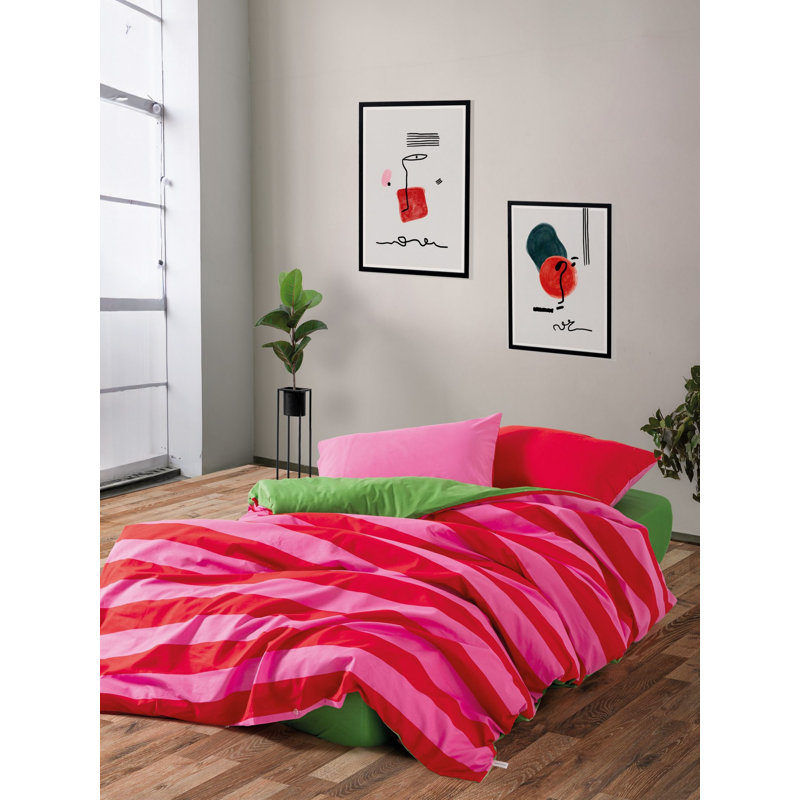 100% Cotton Ranforce Double Quilt Cover Set, Green & Pink, 78.7 x 78.7 inches | Includes 2 Pillowcases (31.5 x 31.5 inches) | Reactive Printing, Machine Washable, Button & Envelope Closure | Soft, Durable & Stylish Bedding