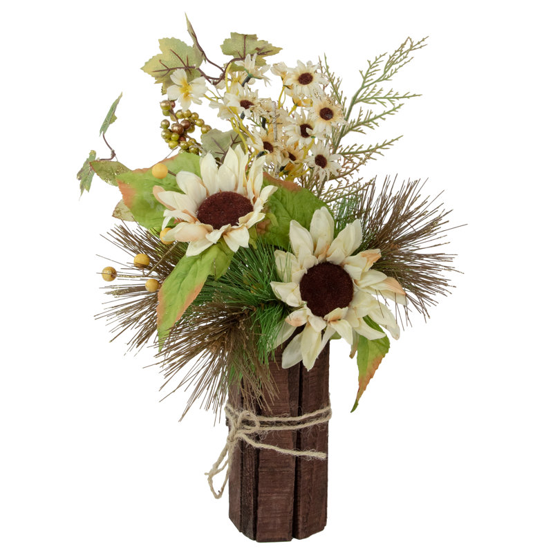 Décoration florale de tournesols et de baies 16 po