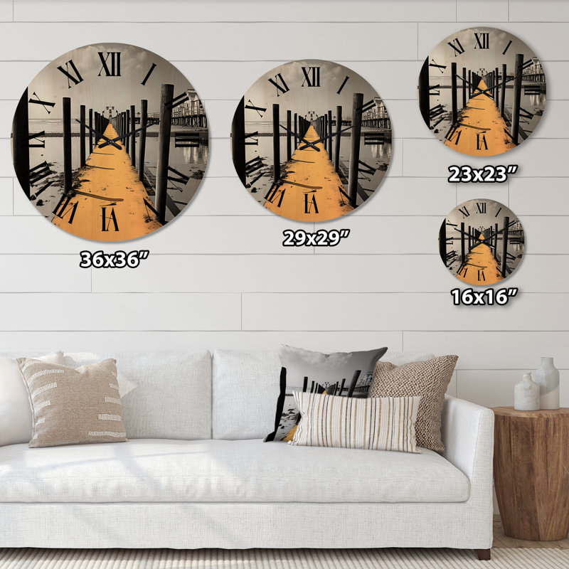 Horloge murale Mckune, Moyenne