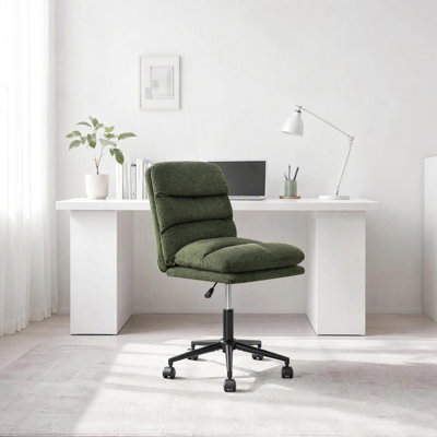 Chaise de bureau moderne pivotante rembourrée avec roulettes