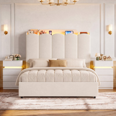 Ensembles de chambre à coucher de grand lit 3 pièces avec tête de lit à DEL et station de charge intégrée