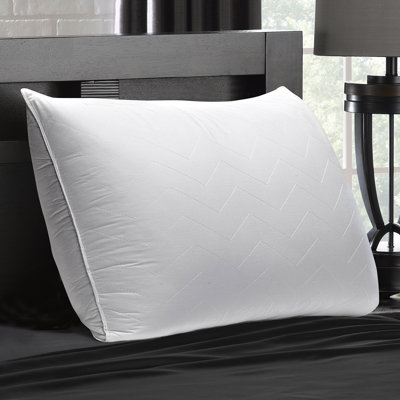 Oreiller de couette en duvet synthétique à chevrons 100% coton Boden Plush