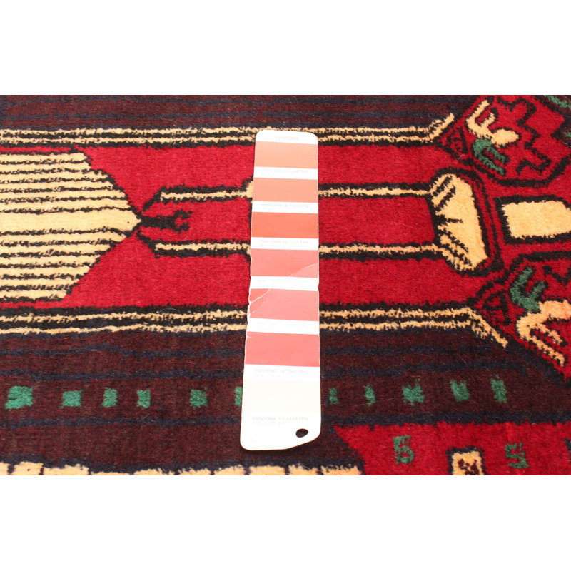 Tapis rouge Teimani 2 pi 11 po x 4 pi 8 po