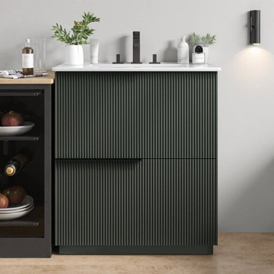 Meuble-lavabo cannelé de 30 po avec lavabo en céramique - Tiroirs à fermeture en douceur à extension complète, glissières sous le comptoir, armoire de rangement moderne avec poignées noires élégantes pour la salle de bain