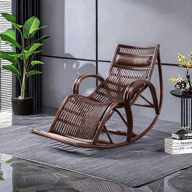 Chaise berçante en rotin naturel naturel