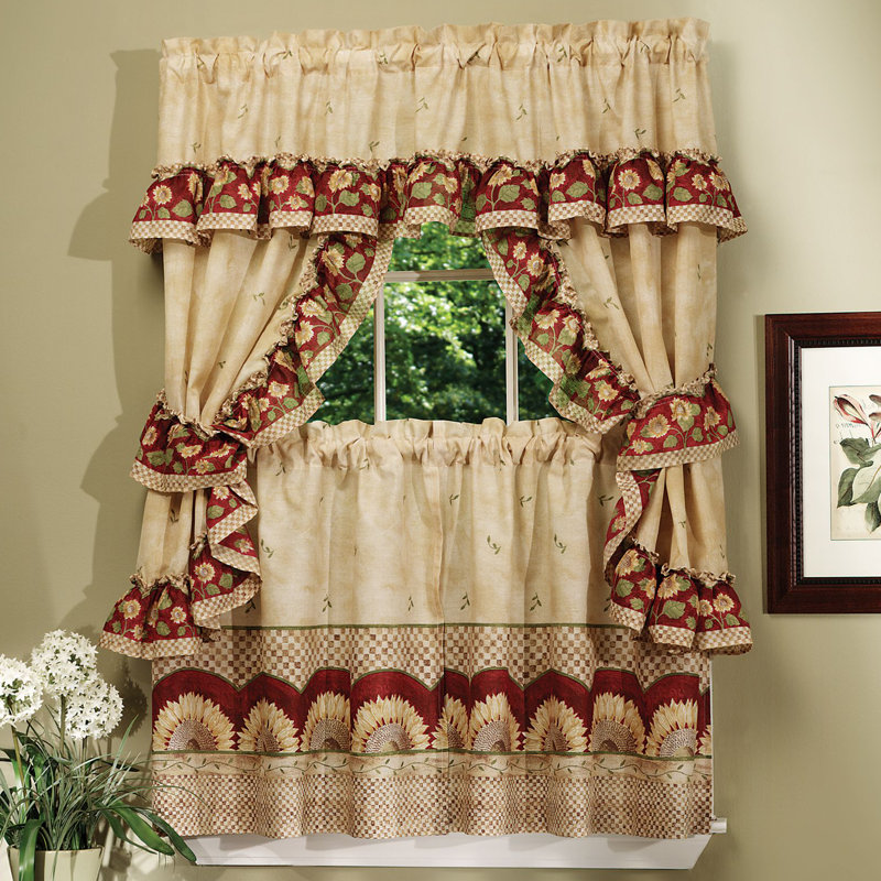 Tejeda Floral Ruffled, 57" W x 24" L
