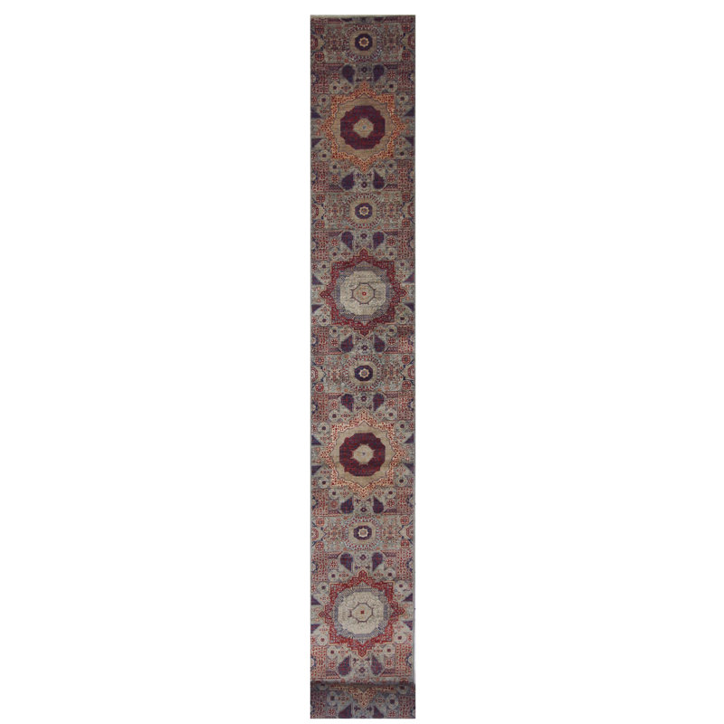 Tapis unique gris, rouge et bleu de 2 pi 5 po x 27 pi 4 po