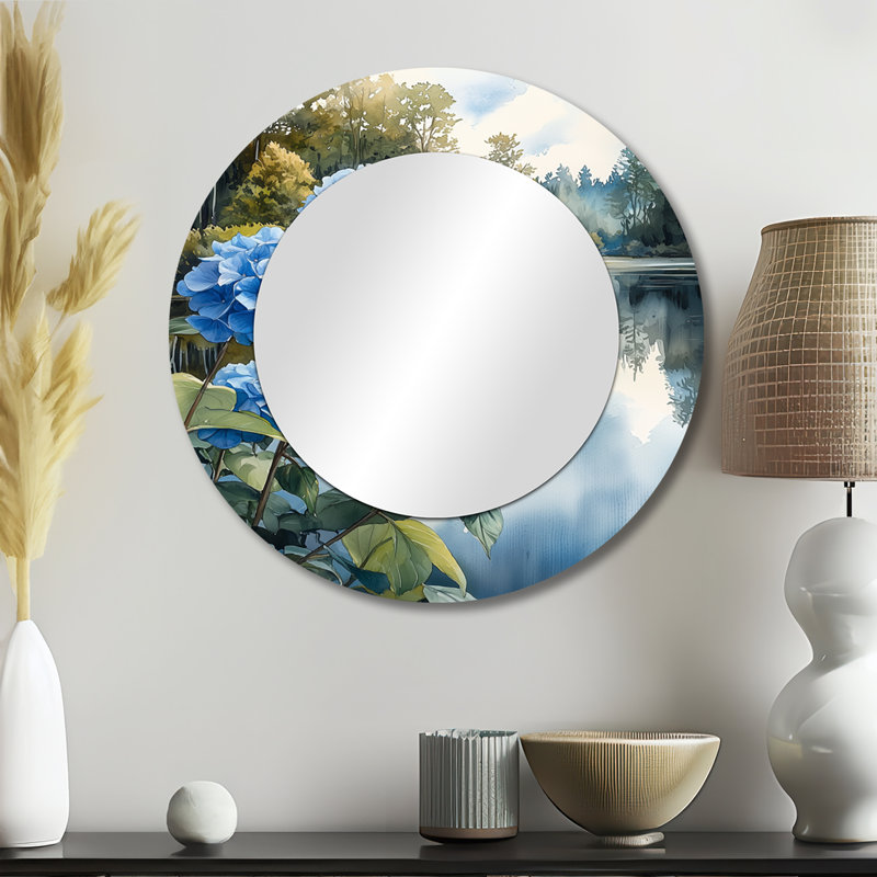 Hydrangeas at the Farm Pond - Art mural miroir floral - imprimé sur métal, 23 po x 23 po