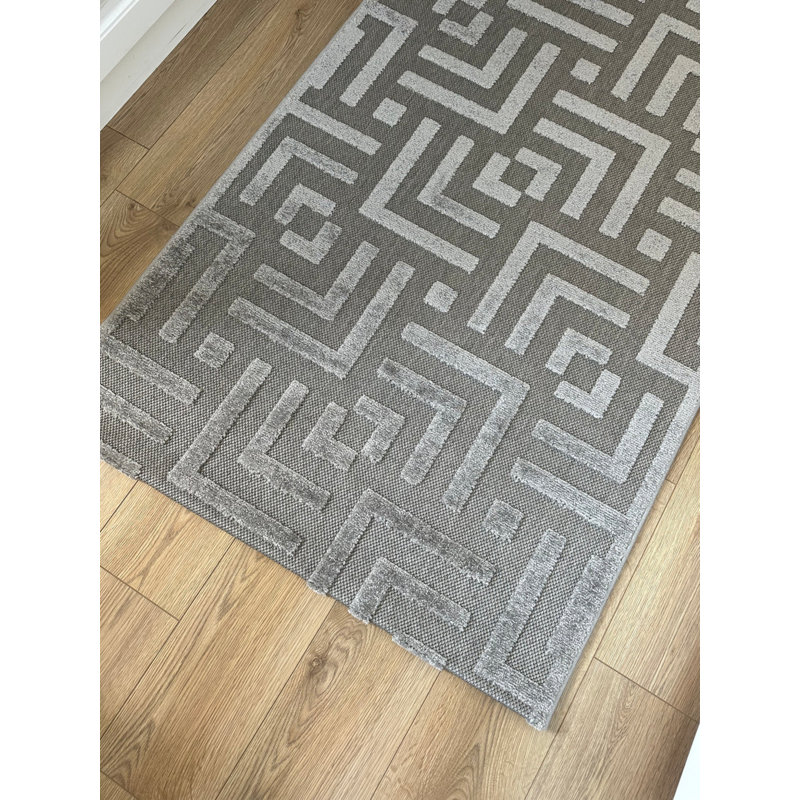 Stig Chenille Geometric Indoor / Outdoor Rug, Square 3'7"