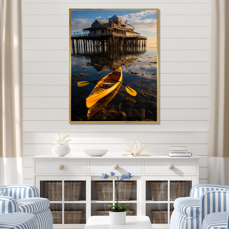 Pier Pier Reflections III sur impression sur toile, Cadre flottant doré, H 40 po x l 30 po x P 1,5 po