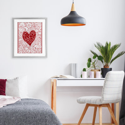 «Red Leafy Heart» sur fond rose imprimé sous verre, conception de Cindy Jacobs