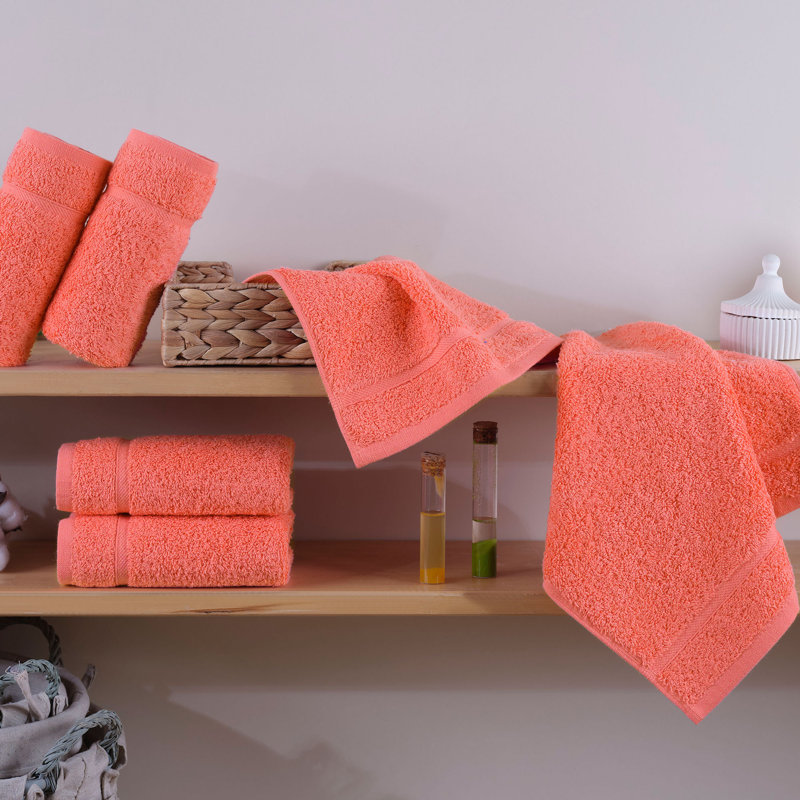 Maldonado 4 - Piece Cotton Guest Room Case Pack, Orange