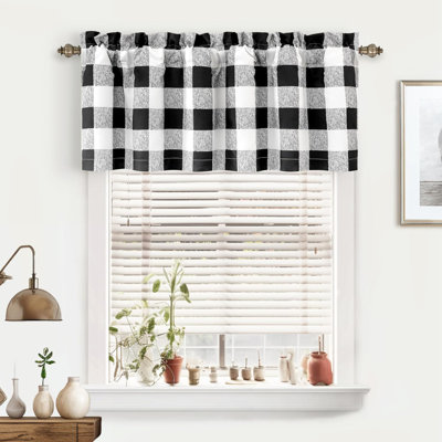 Buttonwillow Gingham Buffalo Checkered Lined Kitchen Valance Tailored 52" Window Valance