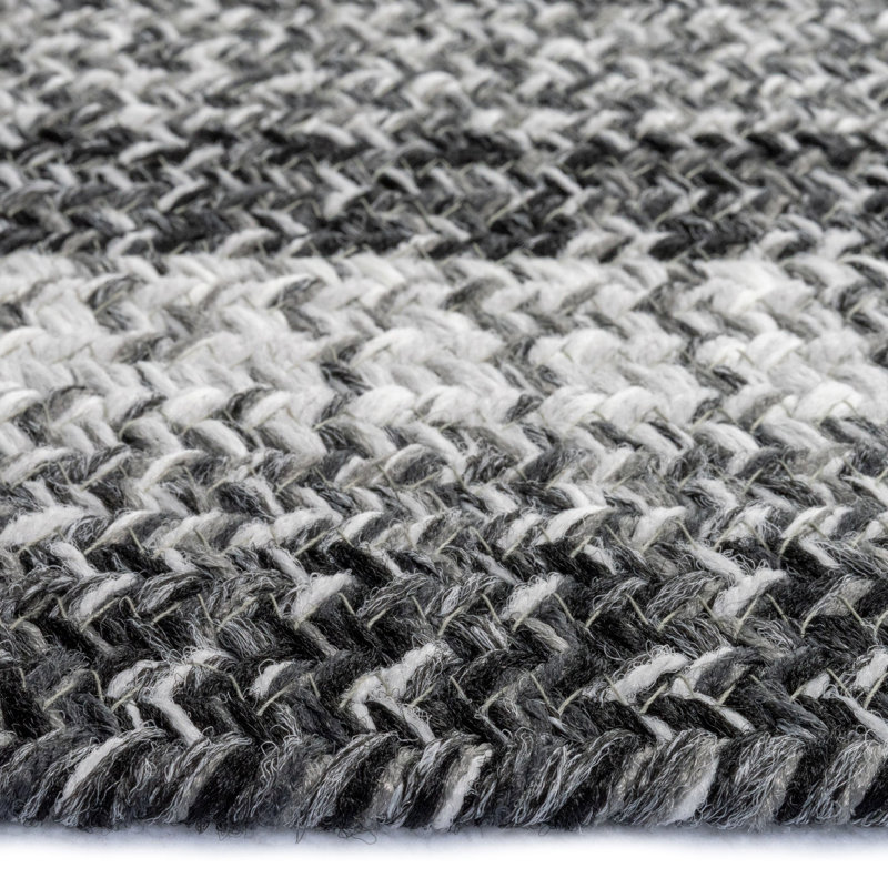 Langeloth Indoor / Outdoor Rug, Oval 4' x 6'