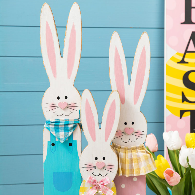 Figurine de lapin de Pâques en bois