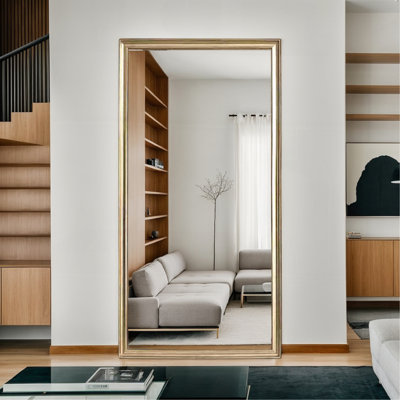 Miroir de plancher complet avec cadre en bois artificiel, conception élégante et durabilité, un incontournable pour les chambres à coucher, les magasins de vêtements et les salons