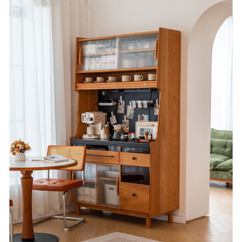 Armoire pour restaurant en bois massif
