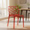 Chaise de salle à manger Jakubowski en Lucite, design moderne ajouré en nid d'abeille, chaise d'appoint transparente empilable, construction monobloc sans jointure avec pieds non marquants pour salle à manger et maison