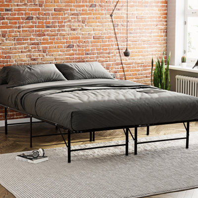Base de lit plateforme en métal très grand, noir. Conçu pour durer. Offre un excellent support pour matelas. A sous le rangement. Assemblage rapide et facile. Compatible avec toutes les tailles. Entretien industriel de la chambre à coucher