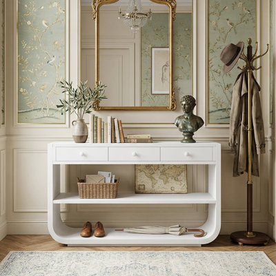 Table de canapé moderne de 55 pouces avec rangement, console de hall d'entrée incurvée avec 3 tiroirs et 2 tablettes de présentation à niveaux, pieds en bois massif, 3 couleurs