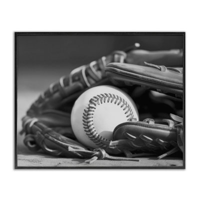 Baseball Mitt & Ball, estampe numérique par Daphne Polselli