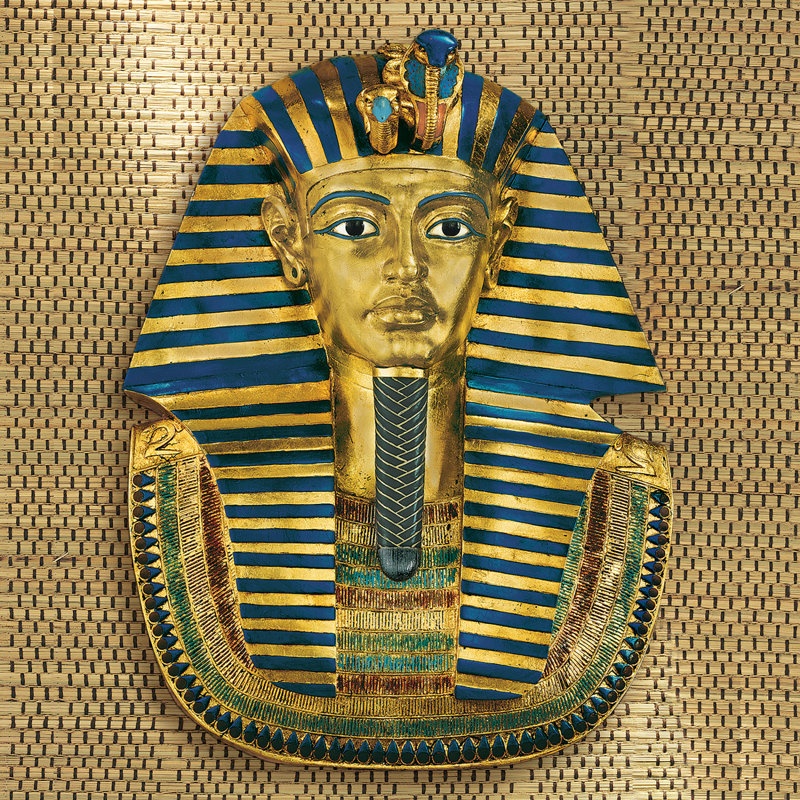 Sculpture murale du roi Toutankhamon