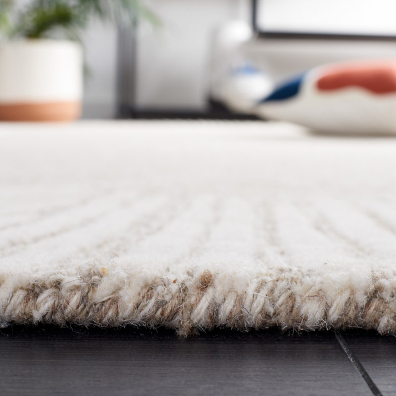 Antonyio Abstract Handmade Tufted Area Rug in Natural/Ivory, Rectangle 8' x 10'