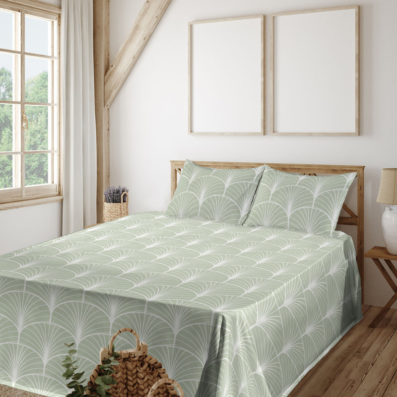 Microfiber Sheet Set, King Sheet Set with 2 Pillowcases, Pale Green Geometric