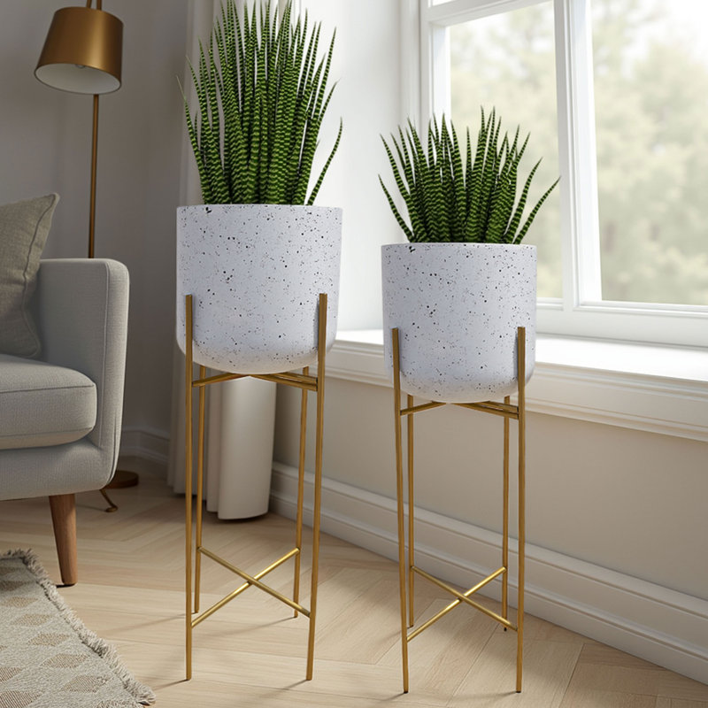 Ensemble de 2 jardinières Aira, support en métal pliable doré de 22 po de hauteur, H 22 po x l 10 po x P 10 po