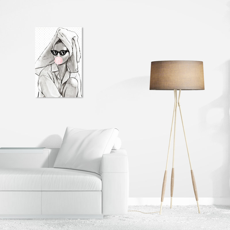 «Take A Break, Luxury Bathtime Bubblegum Woman Glam White» par Oliver Gal - impression sur toile tendue, L 16 po x H 24 po
