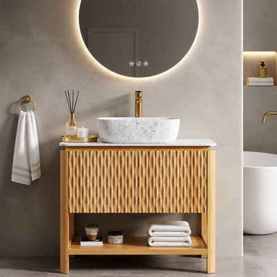 Meuble-lavabo de salle de bain 36 po Sharma, armoire de rangement autoportante en contreplaqué avec 2 portes en bambou texturé et tablette ouverte, lavabo en céramique à motif marbré et plateau en pierre frittée Carrara