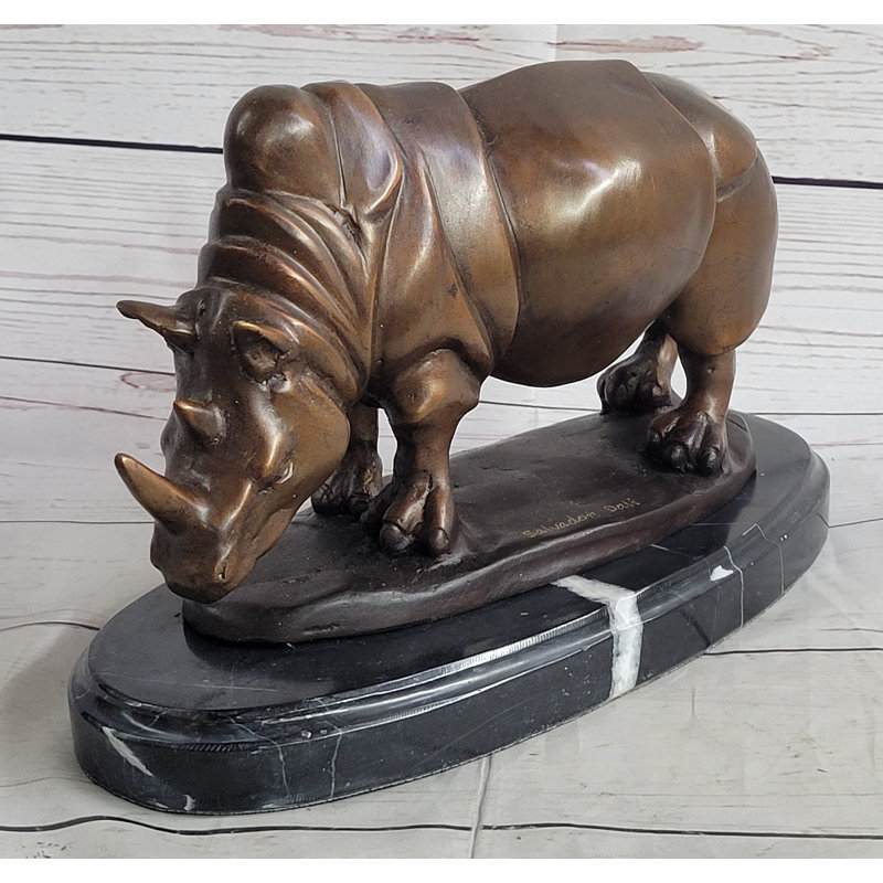 Figurines et sculptures